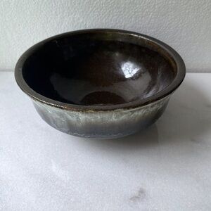 VTG Roseville Drip Pottery Planter Glaze Brown